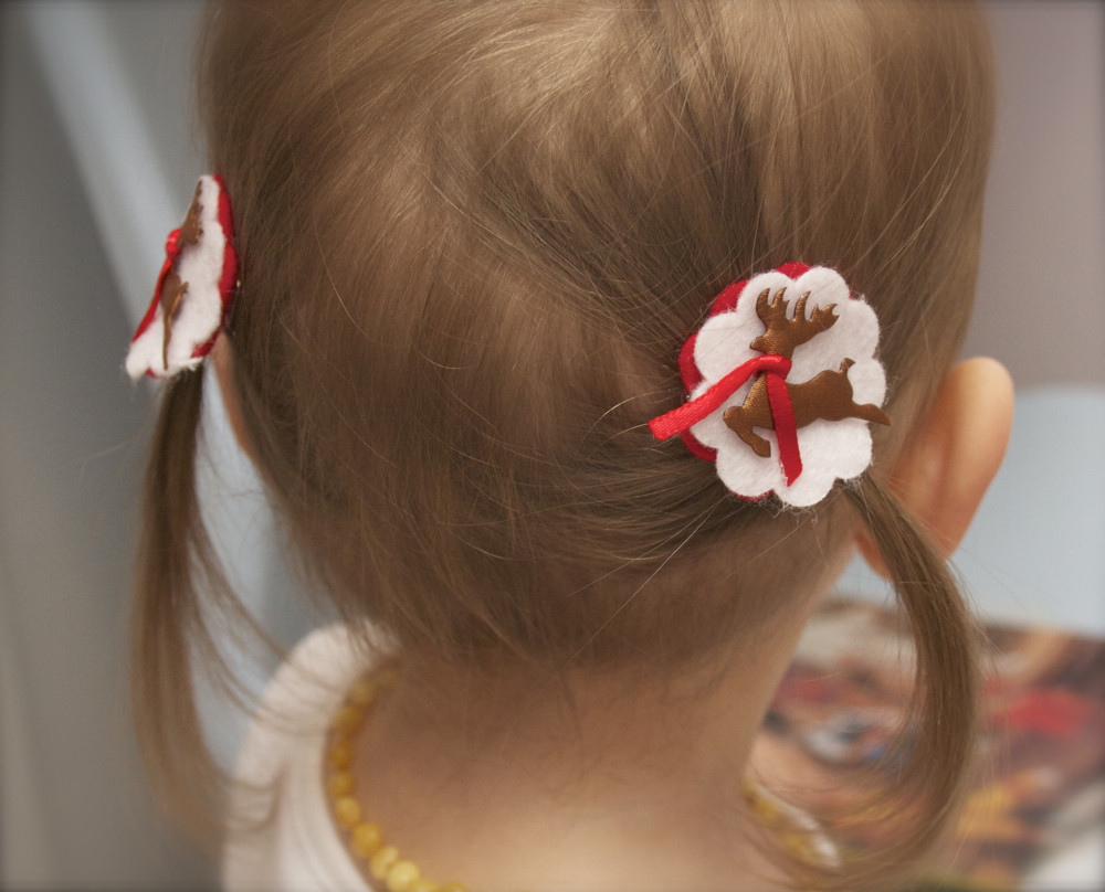 Sew Can Do Dashing Through The Snow A Reindeer Barrette HowTo