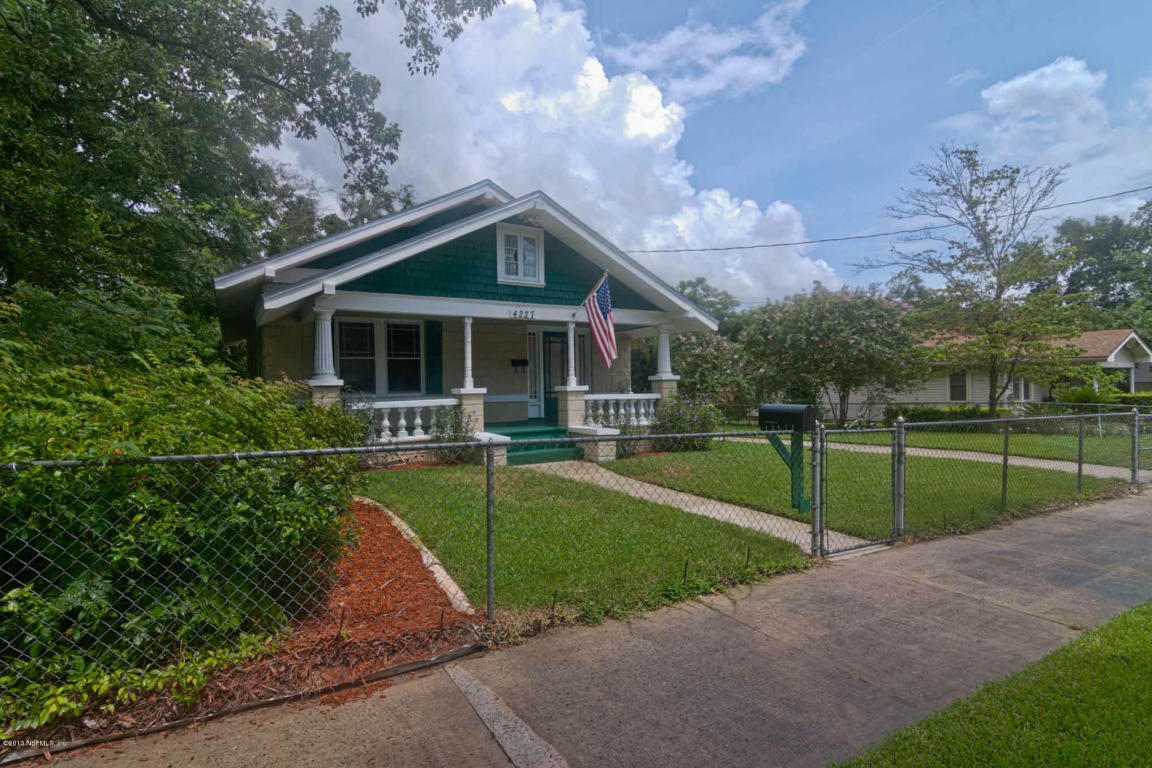 Beautiful Avondale Bungalow FOR SALE by the Sellin’ With CC Team