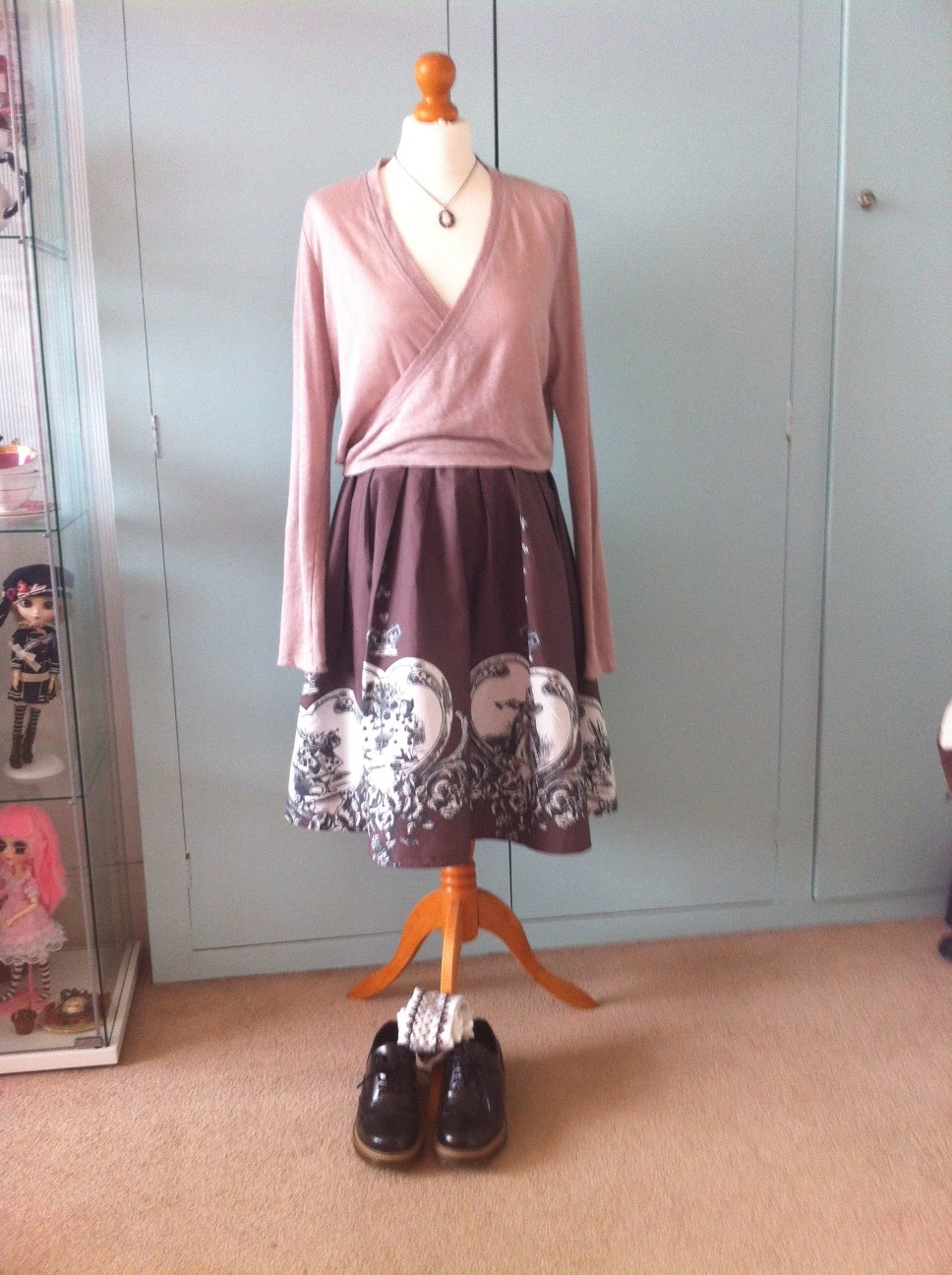 Incognito Outfit