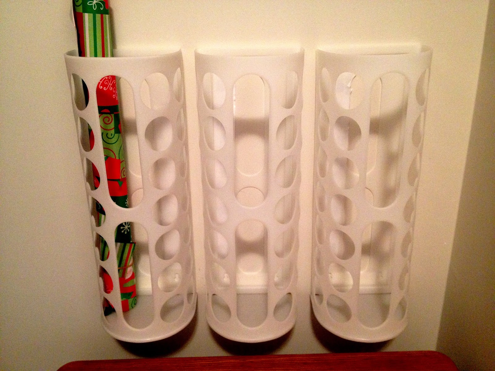 Gray Notes 34 weeks, Wrapping Paper Holder