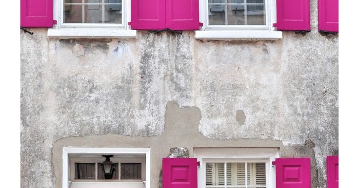 Kendin Yap Pembe Panjurlu Ev
