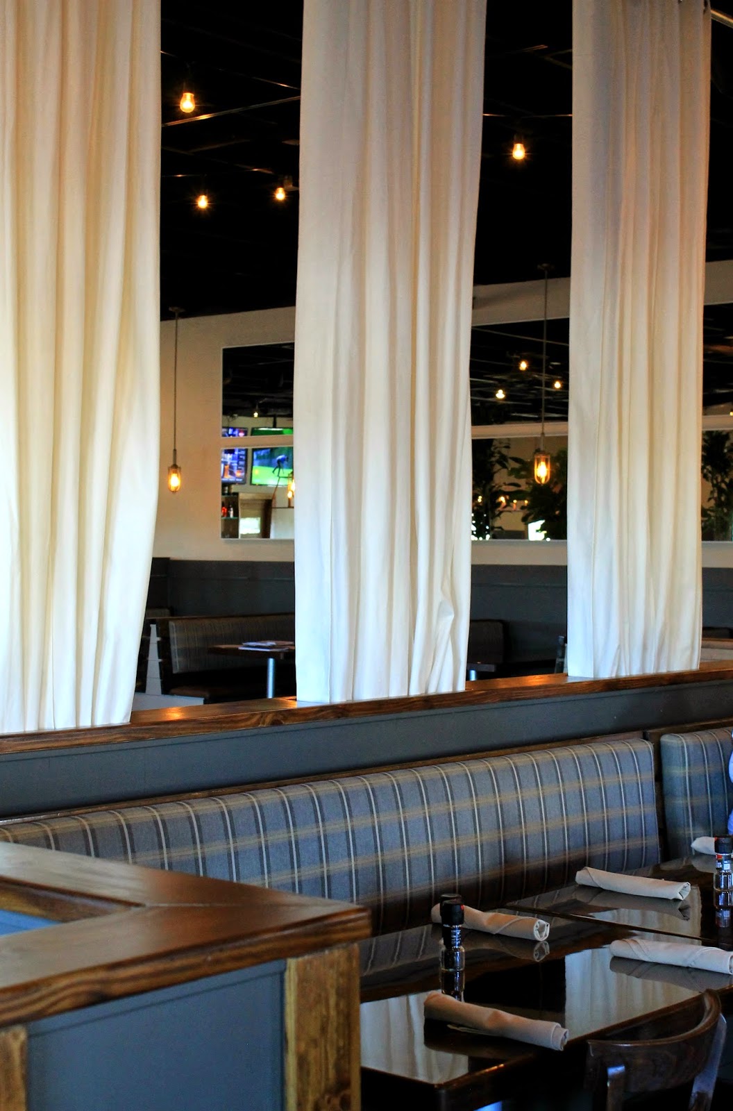 Make Them Wonder Restaurant Reveal (Before and Afters)