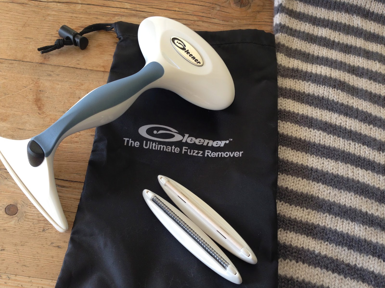 "tough on pills, easy on fabric" giveaway Knitionary