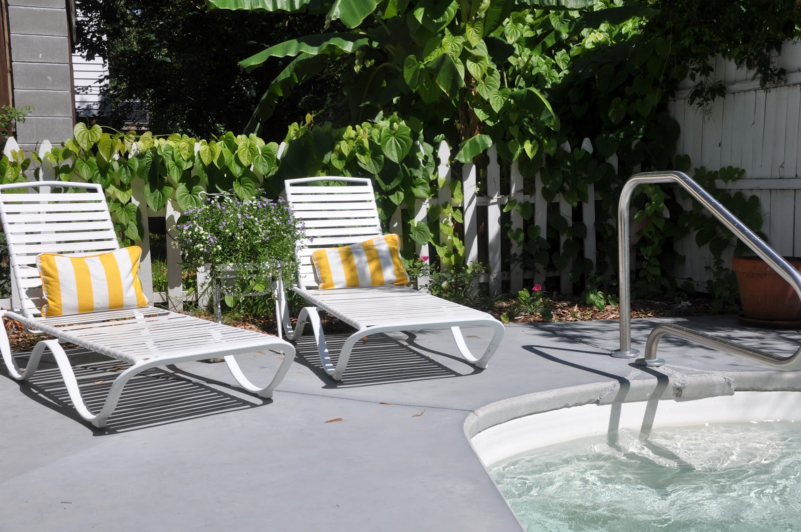 Jane Coslick Cottages Sweet Little Splash Shack..........................