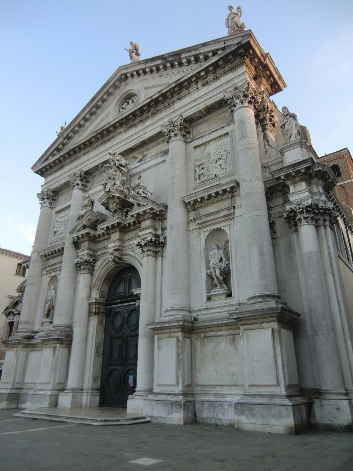 Церковь СанСтае (Венеция)