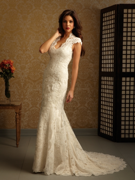 designer lace wedding dresses http www weddingdressbusiness co uk v