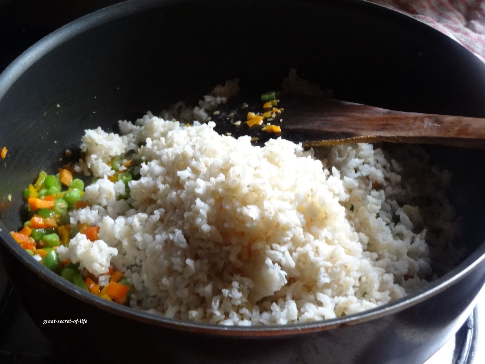 Thai Spicy basil rice Vegetaraian Greatsecretoflife