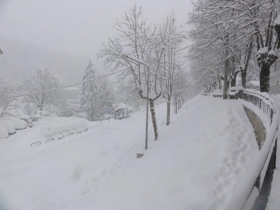 Via Pontenuovo