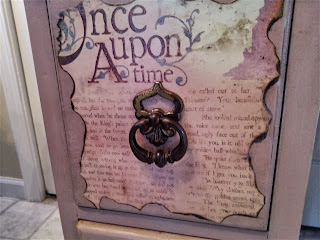 Once Upon A Time Vanity Makeover By Bella Nouveau Furniture Creations - Featured On Furniture Flippin'