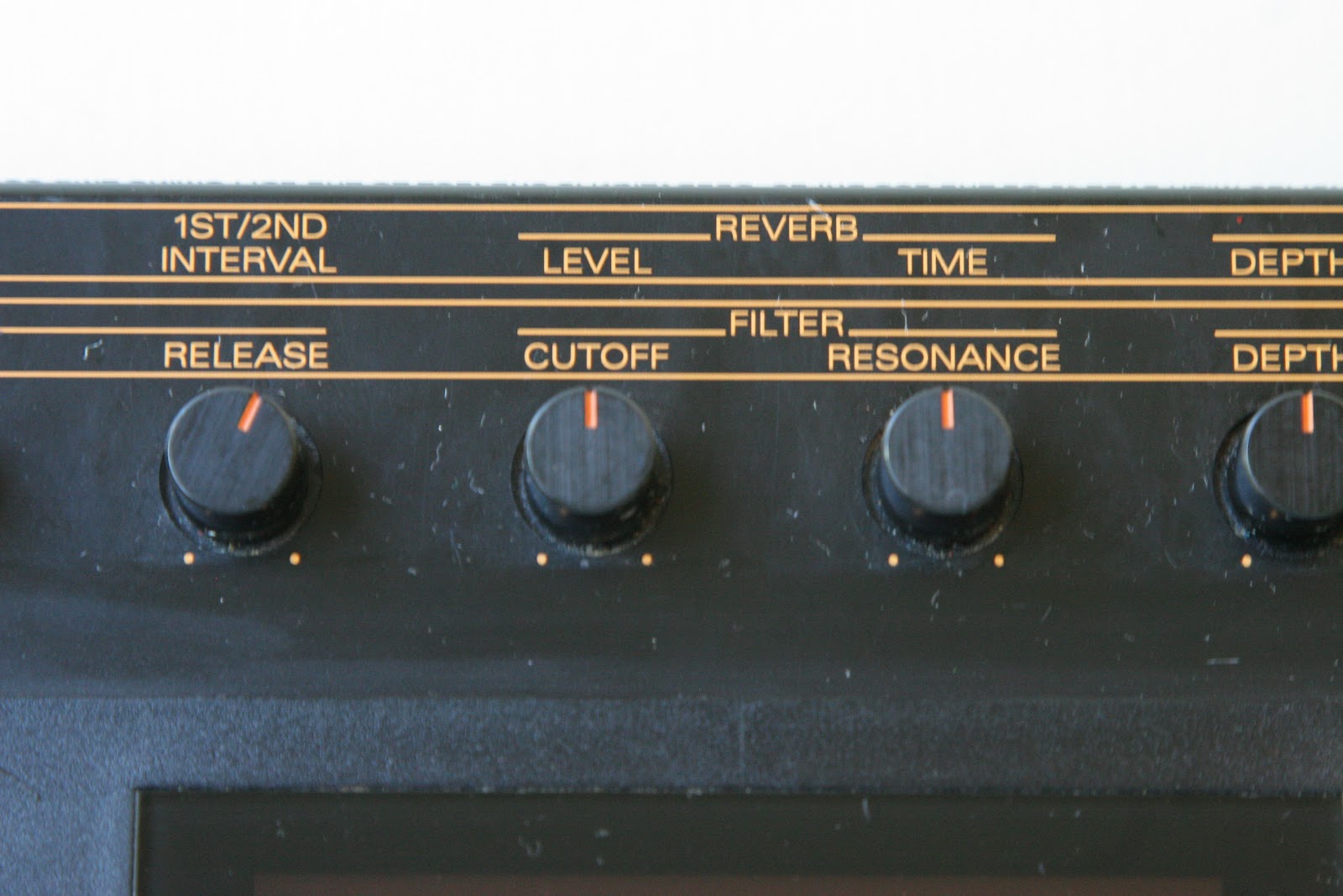 Guitar Industry Trends and Dynamics Roland GR1 Guitar Synthesizer