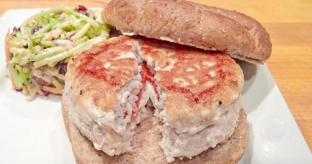 Recipe for Stuffed Turkey Burgers with Goat's Cheese and Roasted Red