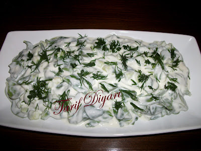 oktay usta YOĞURTLU SALATALIKLI SEMİZOTU SALATASI tarifi resmi, resimleri, fotoğrafları oktay usta YOĞURTLU SALATALIKLI SEMİZOTU SALATASI nasıl yapılır, YOĞURTLU Yemek Tarifleri yemeği yapılır tarifleri tarifi nasıl yapılır tarifi tarif SEMİZOTU SALATASI SALATALIKLI Salatalar nasıl yapılır nasıl