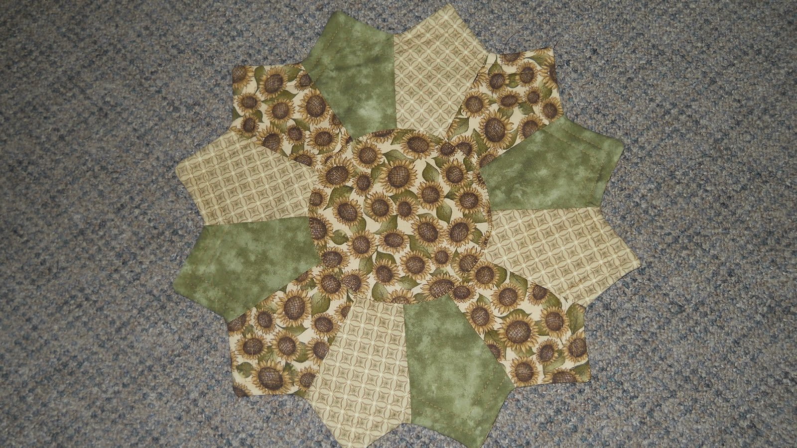 QUILTED CROW CANDLE MATS