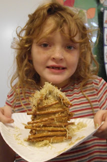 First Grade O.W.L.s: Colonial Houses Project Freebie