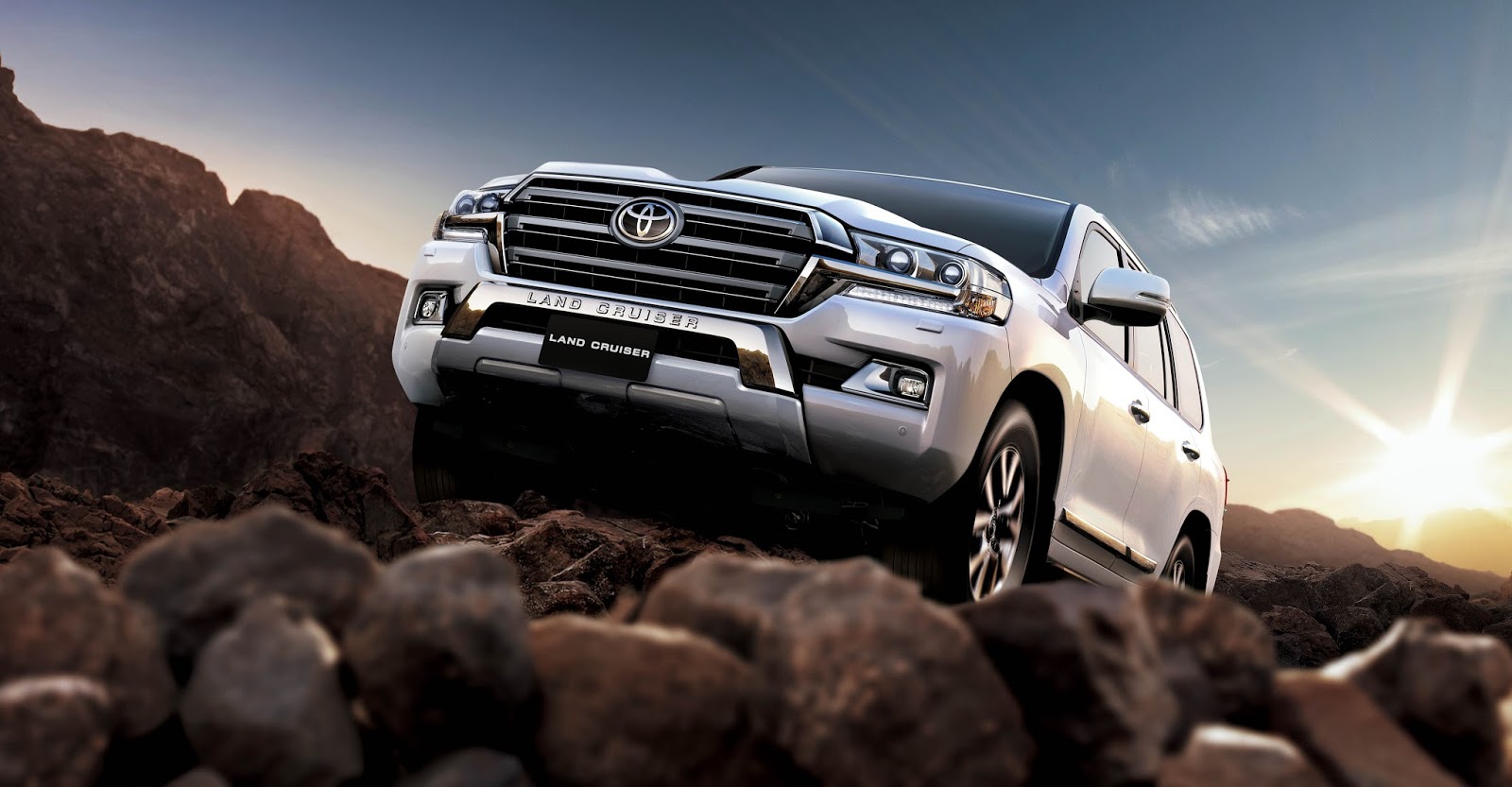 BEST CAR REVIEW 5 2016 Toyota Land Cruiser The legendary offroad