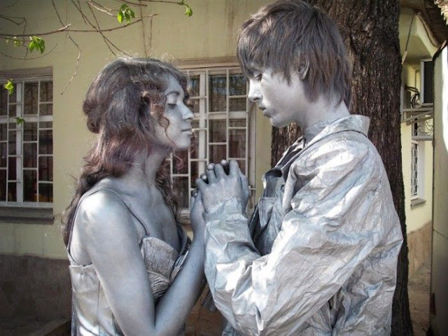 Living Statues
