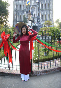 St Joseph's Cathedral in Hanoi at Xmas 2006