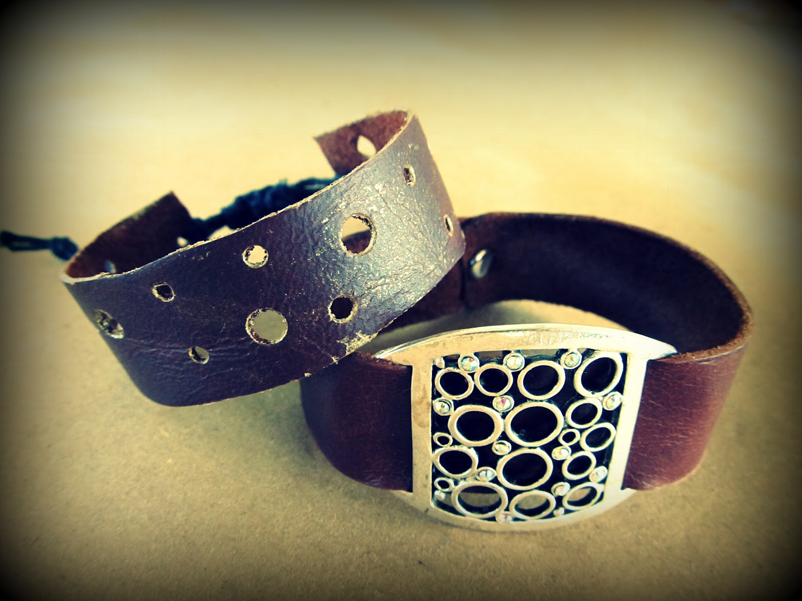 WobiSobi Leather Bracelet, DIY