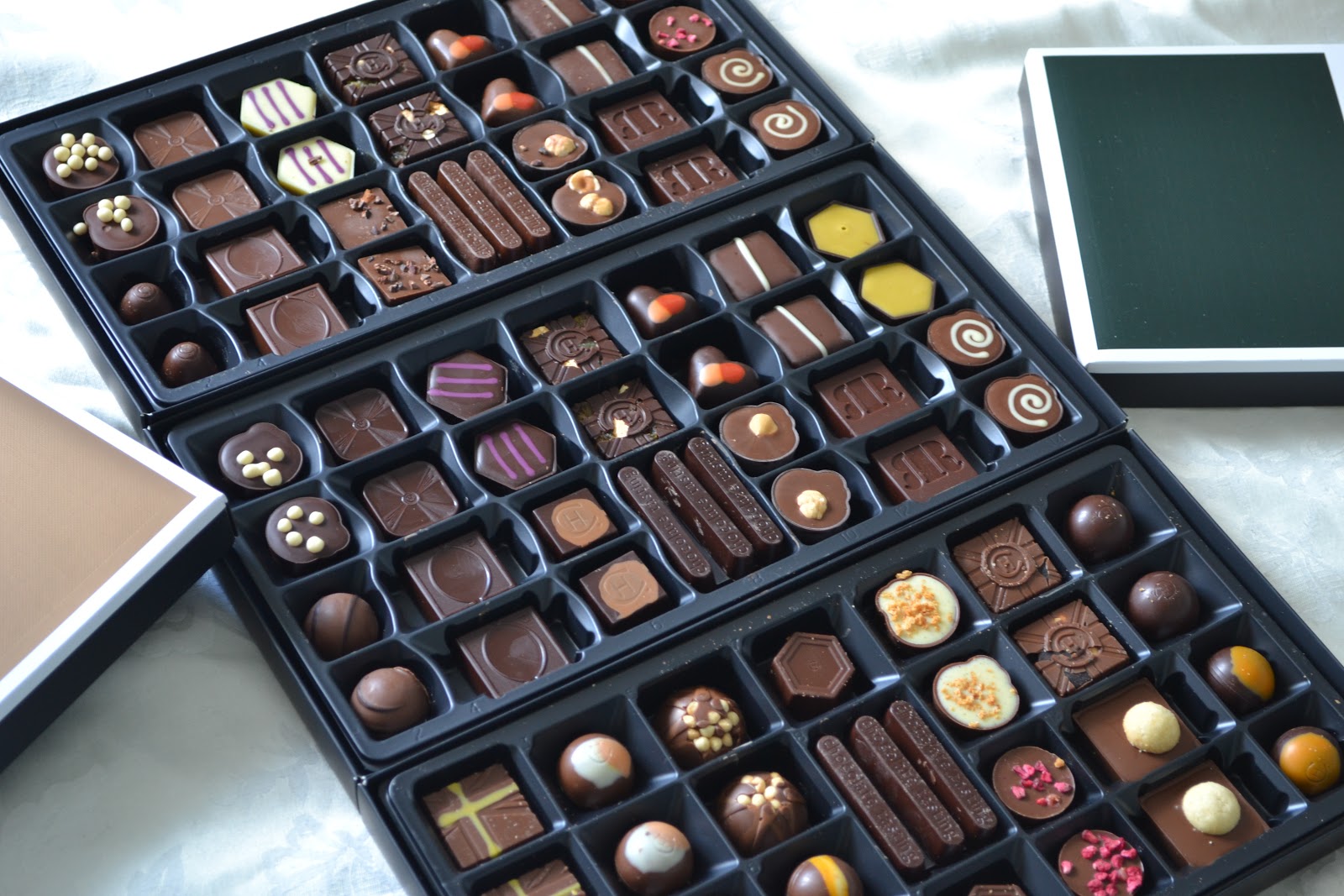 Chocolat Indulgence Hotel Chocolat Tasting Club Milk & Dark