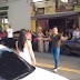 Mulher arma casamento surpresa e namorado dá um toco. Veja o que ele aprontou...