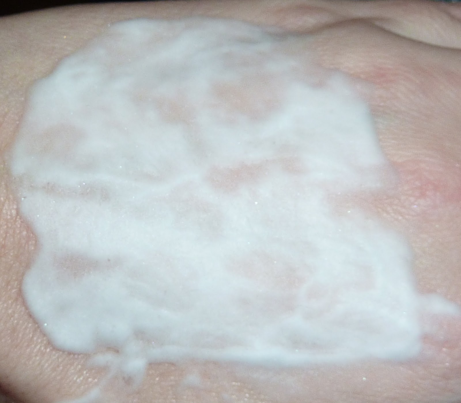 The Beauty Scoop! Review PRAI O2 Infusion with Vacuum Technology!