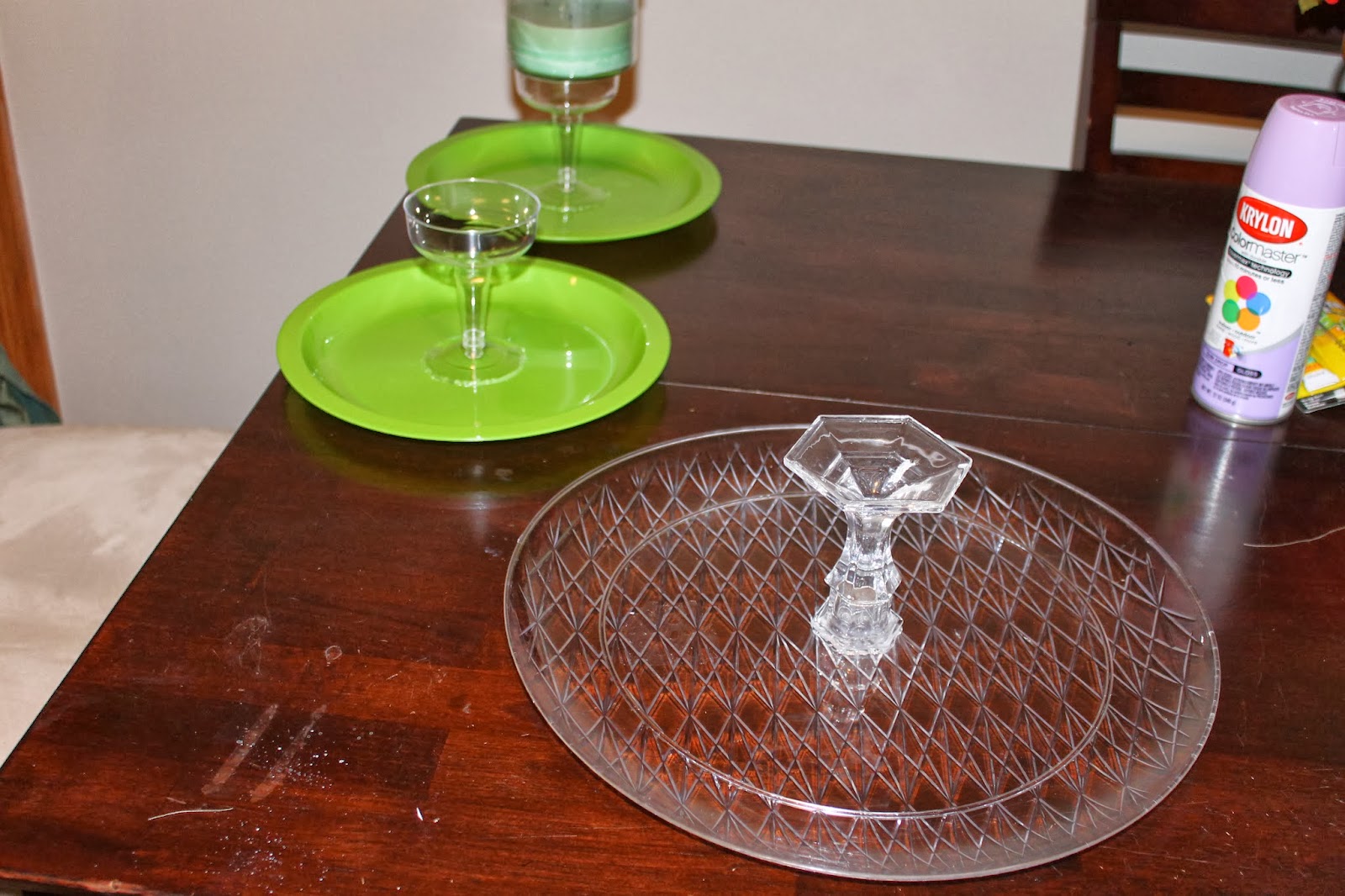 Lyndi's Projects Dollar Store Cupcake Stands