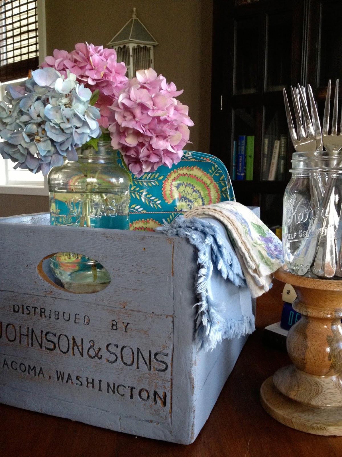 her lovely nest. painted summer series part 2 crates.