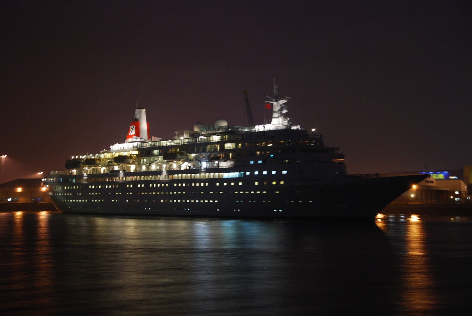 CRUISE SHIPS AND LINERS at Southampton