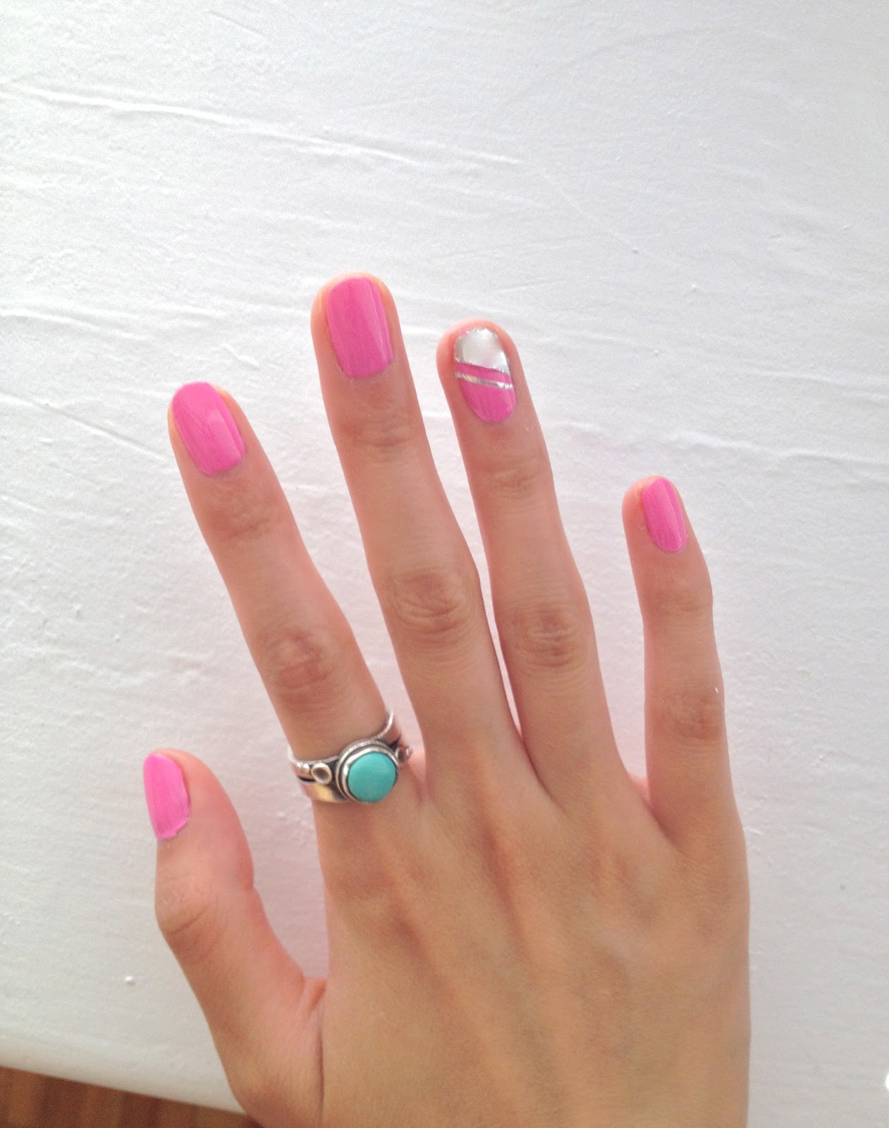 It's a mich mash world ♥... DIY TIN FOIL NAILS