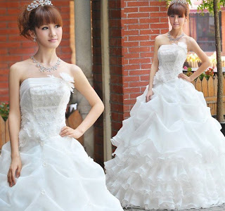 http://4.bp.blogspot.com/-ob2kMH9OHDY/T221E1yhicI/AAAAAAAAEfg/GKLI6i6CoCA/s320/Hot-sale-2011-New-Arrival-fairy-Princess-korean-style-wedding-dress-Wedding-gowns-bridal-dress-evening.jpg