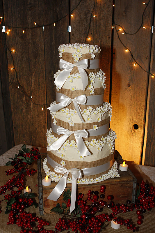 Burlap Themed Wedding Cake Elise�s Sweet Creations