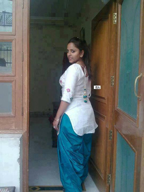 Indian Tamil Hot Aunties Pic