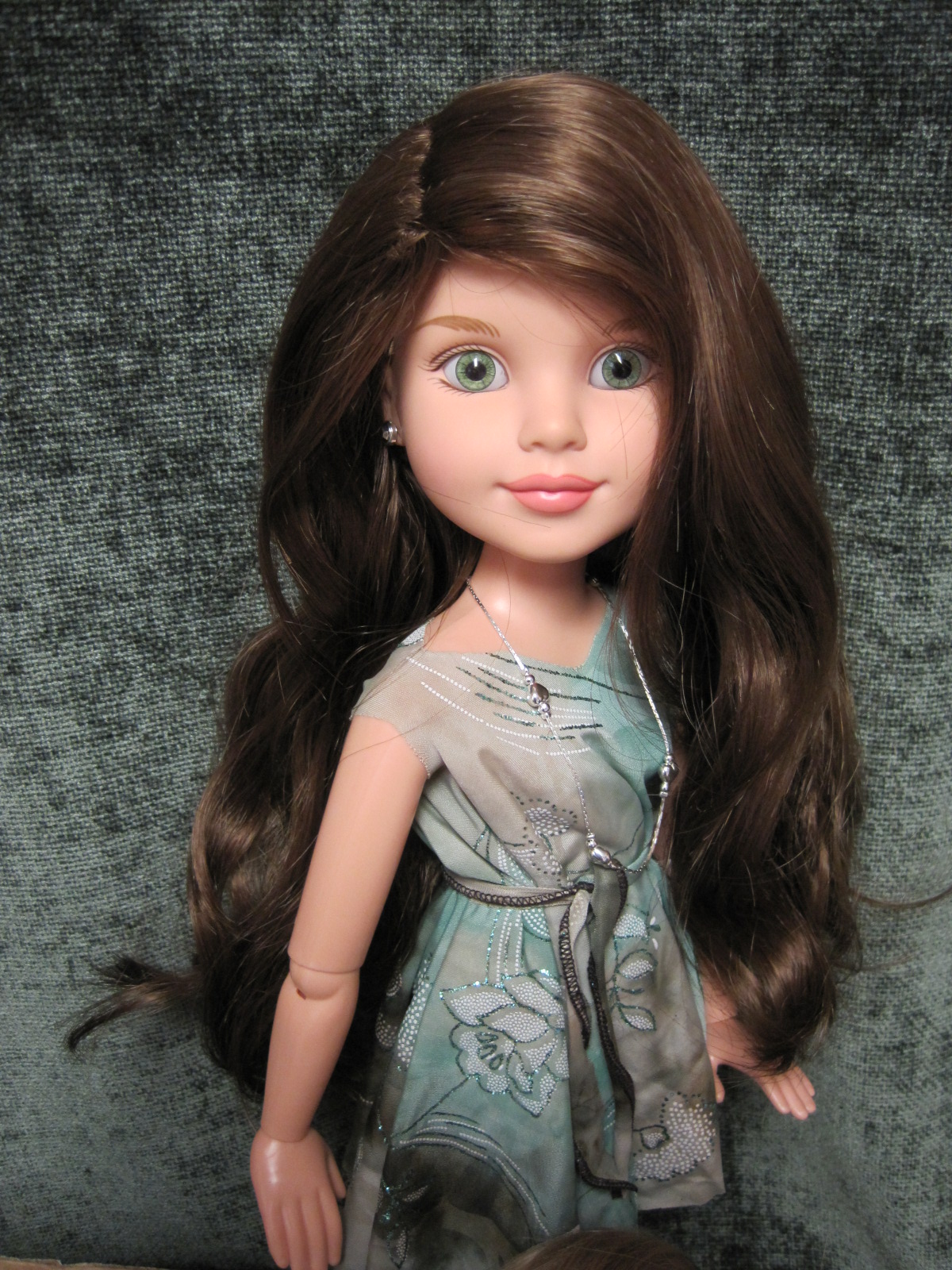 Hand Styled Doll Wig Global Doll Carmen 12-13 Light Brown Long Wavy Hair NOS 