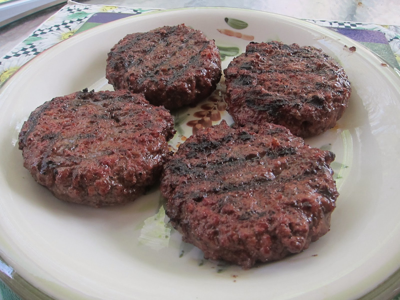 Barbecue Master Building a Better Burger with Steakhouse Elite