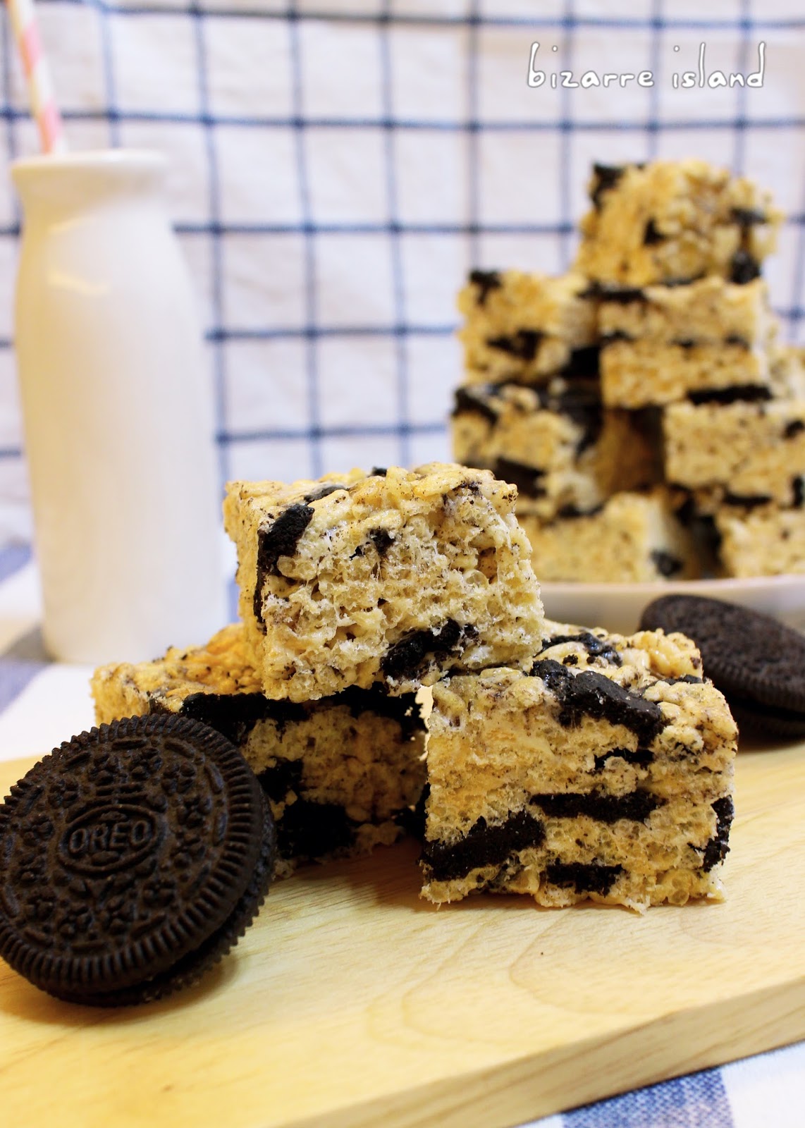  bizarre island Oreo Rice Krispy Treat
