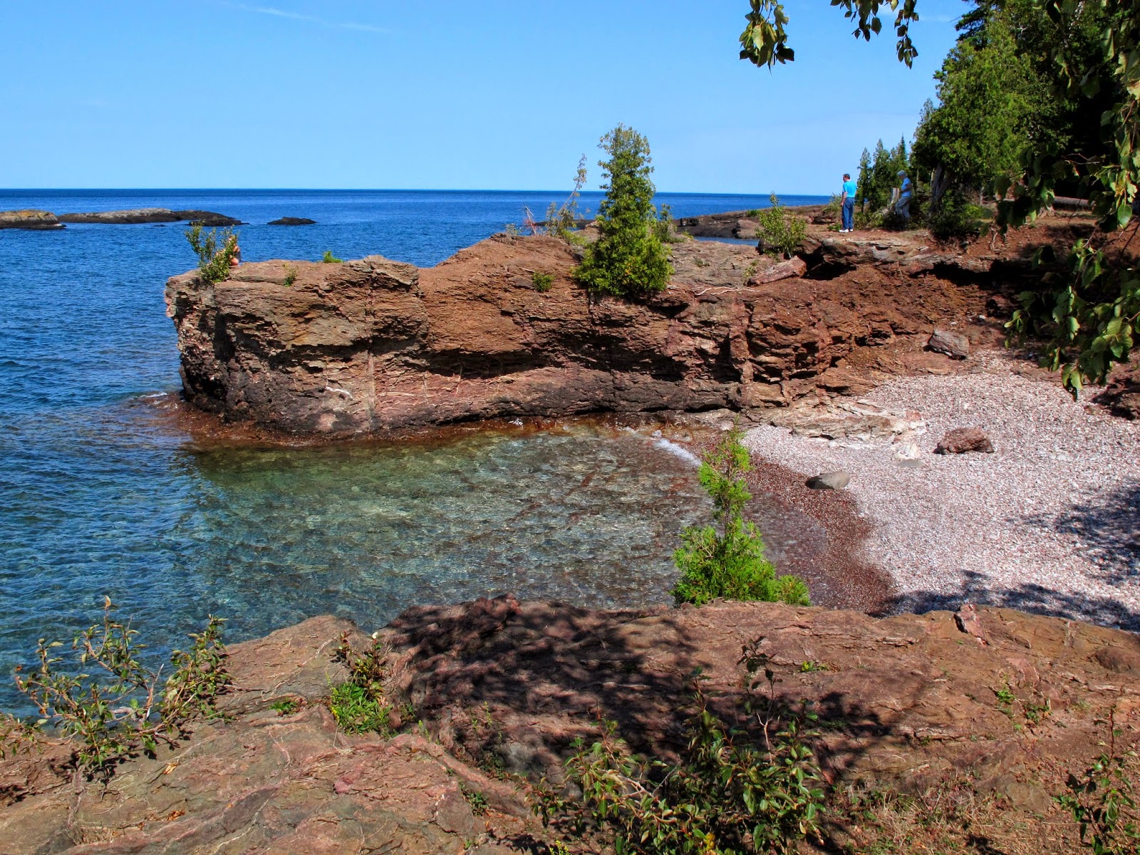 PICTURED ROCKS NATIONAL LAKESHORE LOOP TRIP & SHIPWRECKS ADAM HAYDOCK
