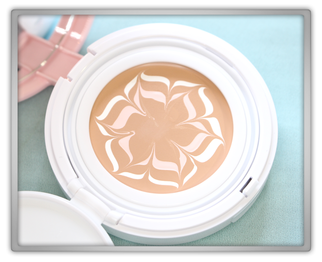 beautynetkorea beautynet korea secretkey secret key The Flower Water Pact face makeup SPF50+PA+++ #1 light beige beautynetkorea beautynet korea secretkey secret key The Flower Water Pact face makeup SPF50+PA+++ #1 light beige