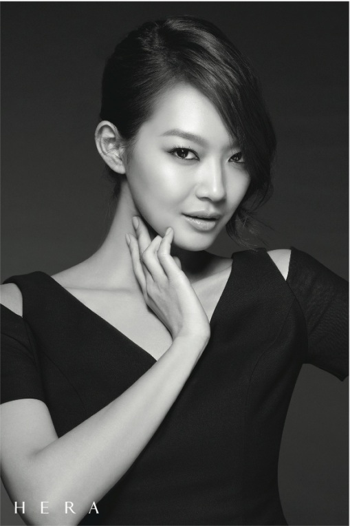 korea star fashion: HERA Shin Min Ah 2011