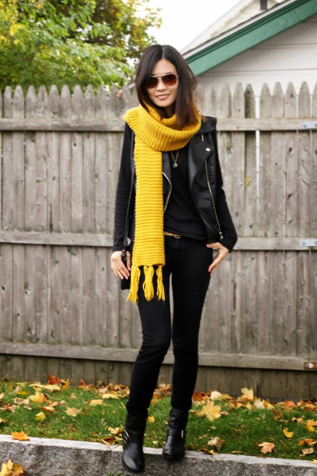 gorgeous yellow scarf outfit patterns