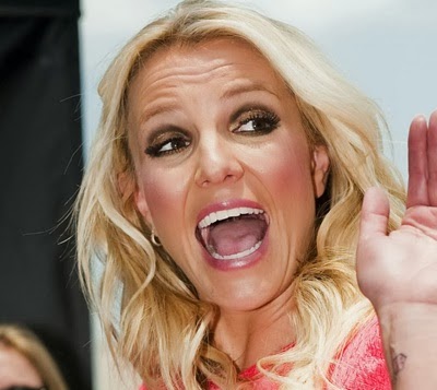 Músicas da Britney Spears afasta piratas na Somália
