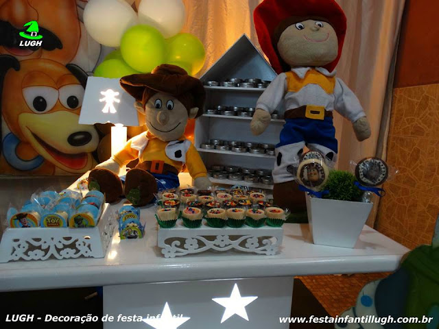 Toy Story - decoração provençal luxo - Detalhes imagem 03 Decoração de aniversário infantil Toy Story - Provençal