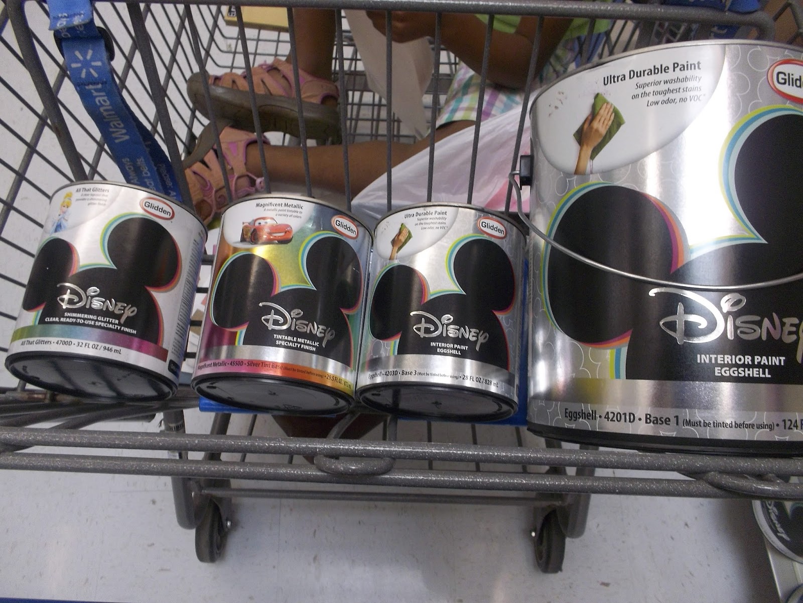 Making It Worthy Disney Paint ProgramAll That Glitters!