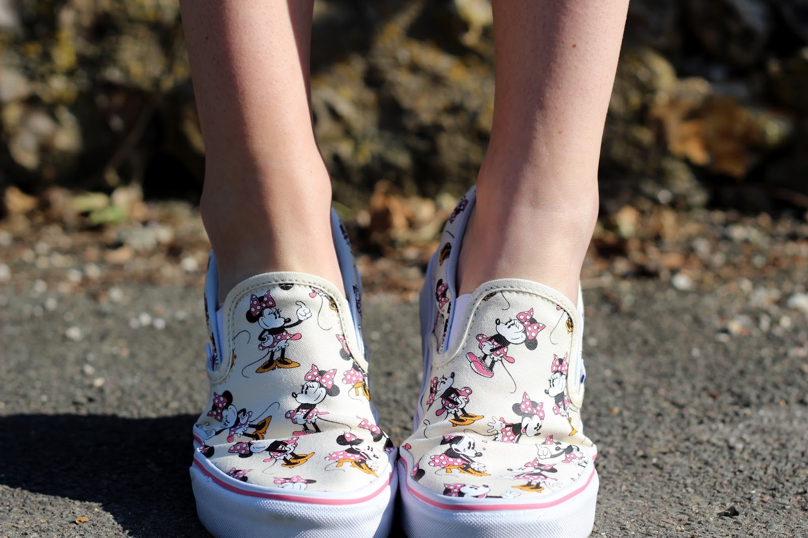 vans disney minnie slip on vans disney minnie slip on