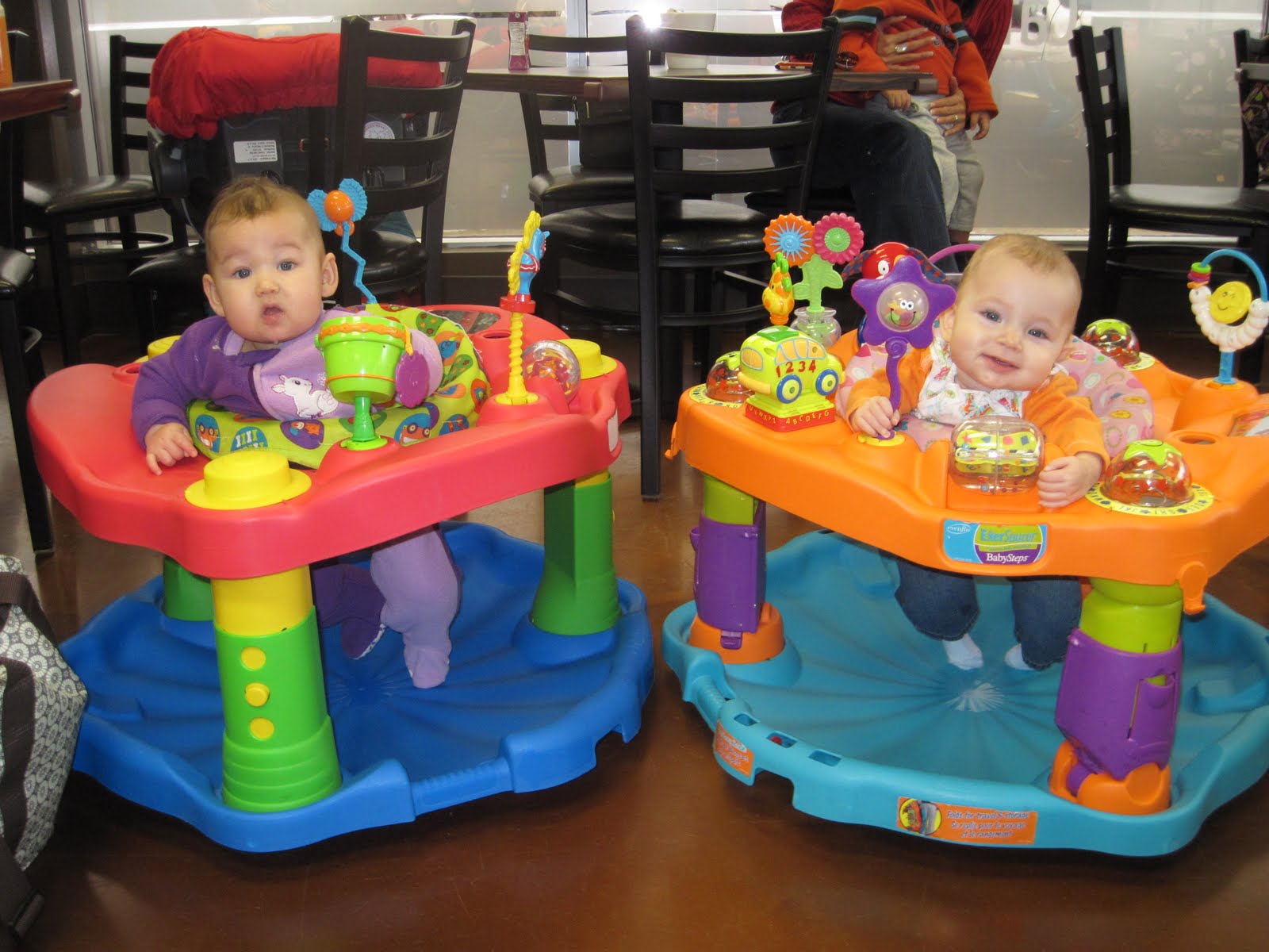 Here's The Scoop Cafe O Play