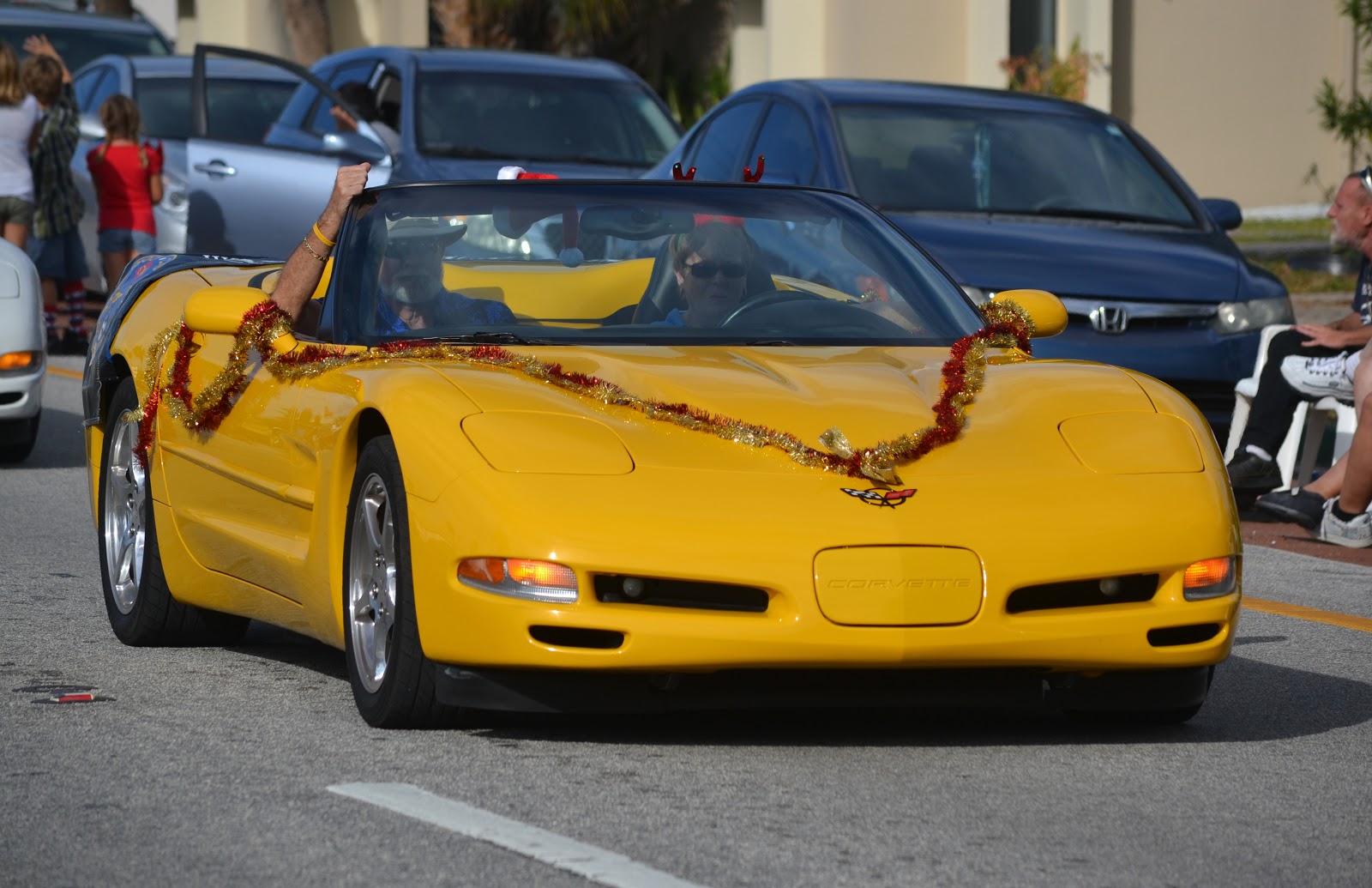 2012 Cocoa Beach Christmas Parade Video & Photos
