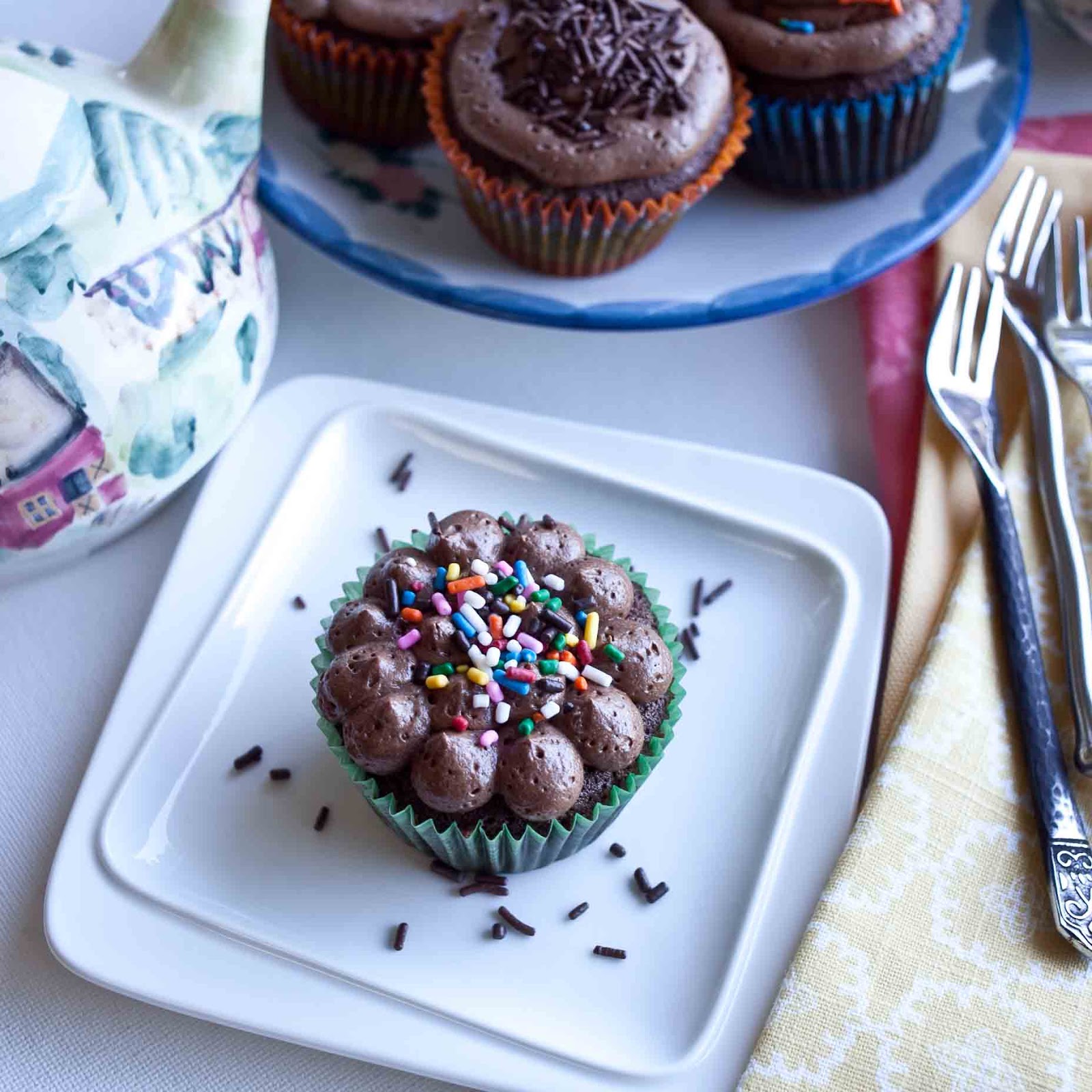 FOODjimoto Chocolate CupcakesMagnolia Bakery's Recipe