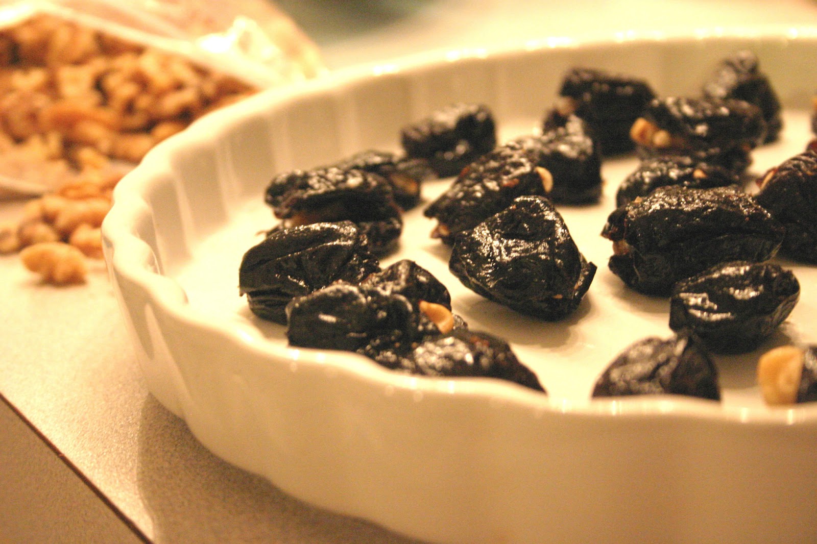 Effortnesslessly Stuffed Prune Dessert