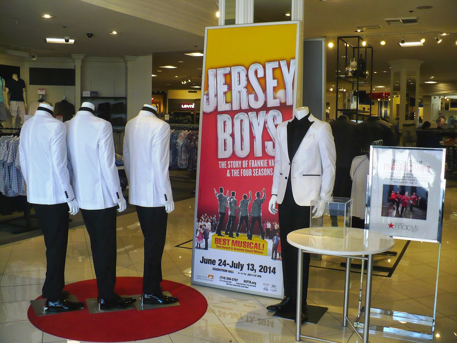 south coast plaza levis