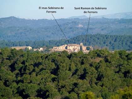 El mas Sobirana de Ferrans amb l'església de Sant Ramon des del Serrat del Maurici El mas Sobirana de Ferrans amb l'església de Sant Ramon des del Serrat del Maurici