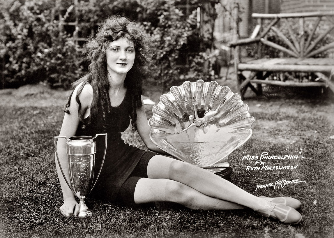 Check Out What Ruth Malcomson Looked Like  in 1924 